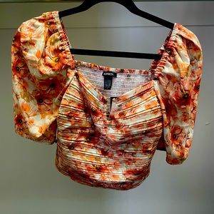 NWT Express Floral Printed Crop Top. Size X-Small